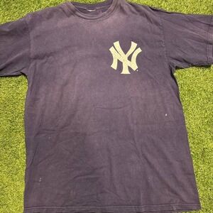 New York‎ Yankees Tee (Men's XL — see measurements)